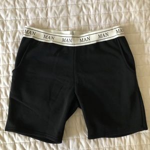 BNWT Boohooman Black Roman Elastic Waist Short